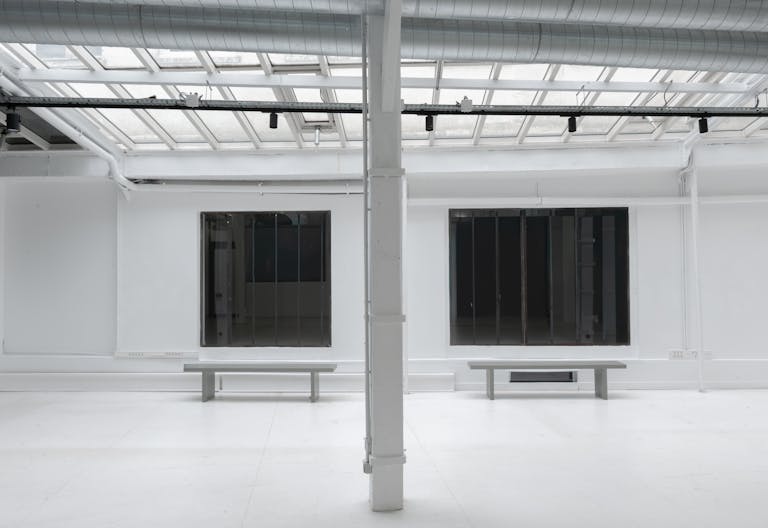 Showroom confidentiel 200 m² à Paris 11e - Image 1