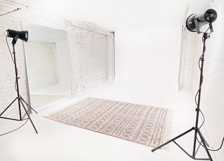 Beach house photography and video production studio - Image 1