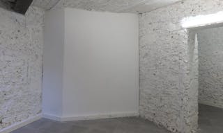 Two-level boutique and underground space - Image 4