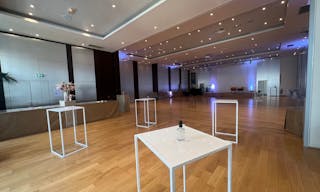 Sublime espace atypique dans le 16�me - Image 3