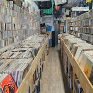 Store Stage at Nivessa Pico (store remains open) - Image 13