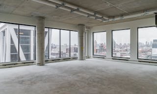 Amazing Showroom in Williamsburg - Image 4