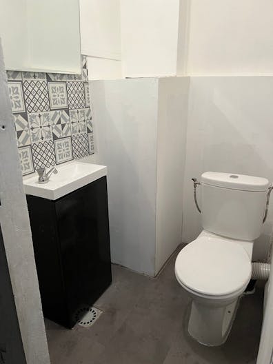 Boutique emplacement num�ro 1 plein centre ville - Image 3