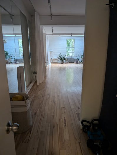 Creative Artistic Space in Dance/Pilates Studio - Image 2