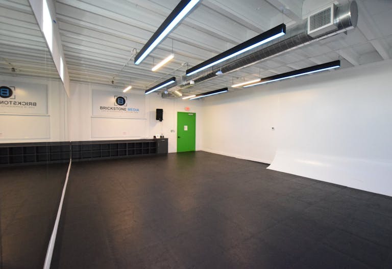 Dance Studio in Miami Shores - Image 3