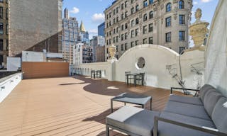 Stunning Rooftop - views of the iconic Empire State Building - Image 11