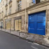 Iconic Rue Charlot Pop-up Boutique - Image 2