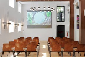 Sublime Space near Place d'Italie - Image 12