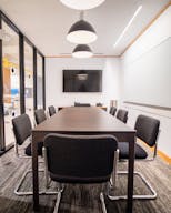 Conference Room for 10 in a corporate office setting in Midtown East NYC - Image 4