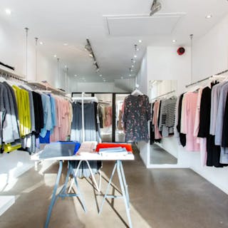 Retail space in Hampstead - Image 1