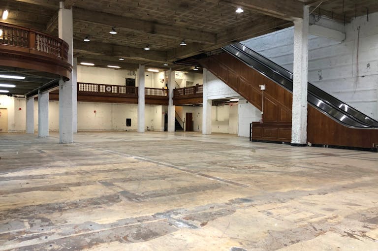 Incredible Wall Street Space - Image 0