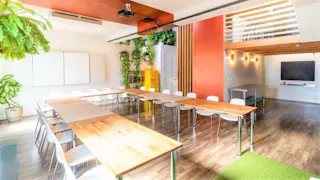 Stunning Indoor/Outdoor Flex Space in Downtown Santa Monica with Outstanding Service - Image 8