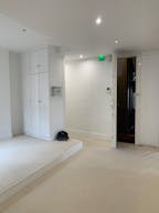 Parisian Showroom in the 7th Arr. - Image 8