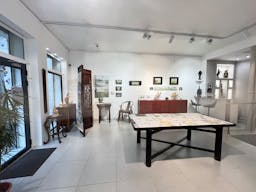 ESPACE DOUBLE NIVEAU – MARAIS – 140 M² – VITRINE SUR RUE – IDEAL FASHION WEEK & ÉVÉNEMENTS - Image 3