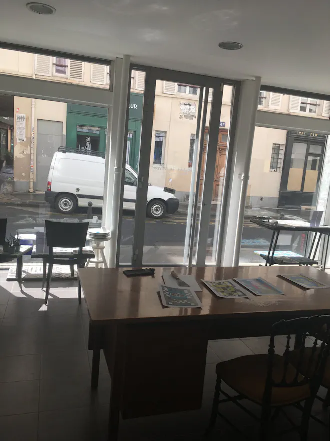 Cosy Pop-Up In Oberkampf - Image 1