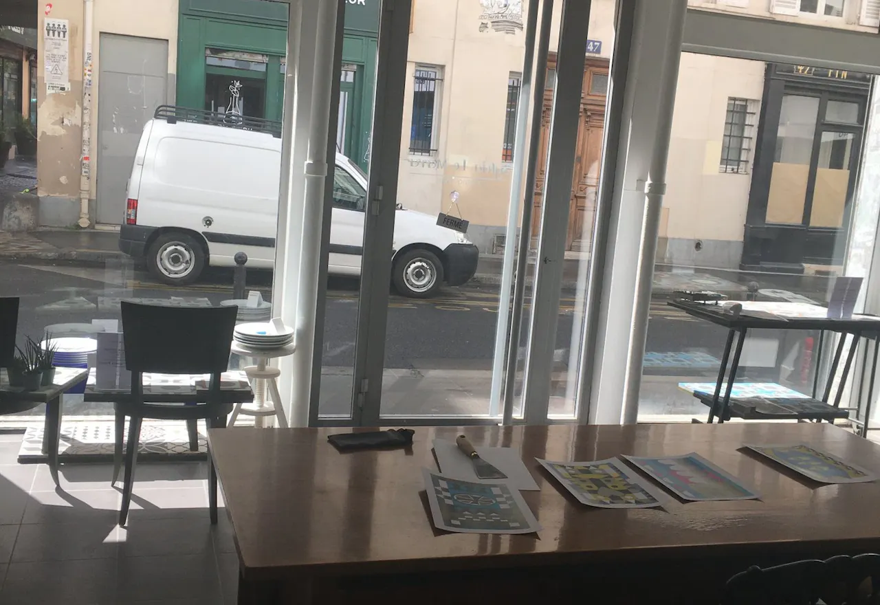 Cosy Pop-Up In Oberkampf - Image 1