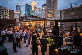 Historic North Loop Brownstone Loft with Rooftop Space - Image 8