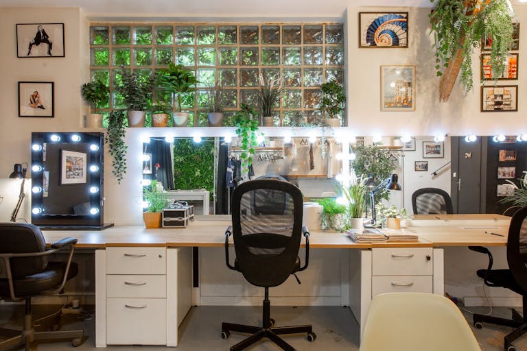 Studio professionnel de 200m� pour vos shootings et tournages. - Image 4