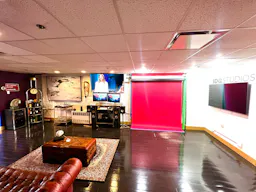 Manhattan Spacious Modern Space for Pop Ups and small Events - Image 17