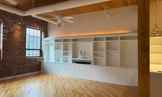Spacious Atlanta Penthouse Perfect for Video Shoots and Photo Sessions - Image 2