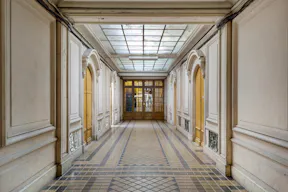 Haut Marais event Showroom - Image 5
