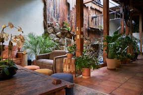 Mediterranean House with Rooftop Patio - Image 15