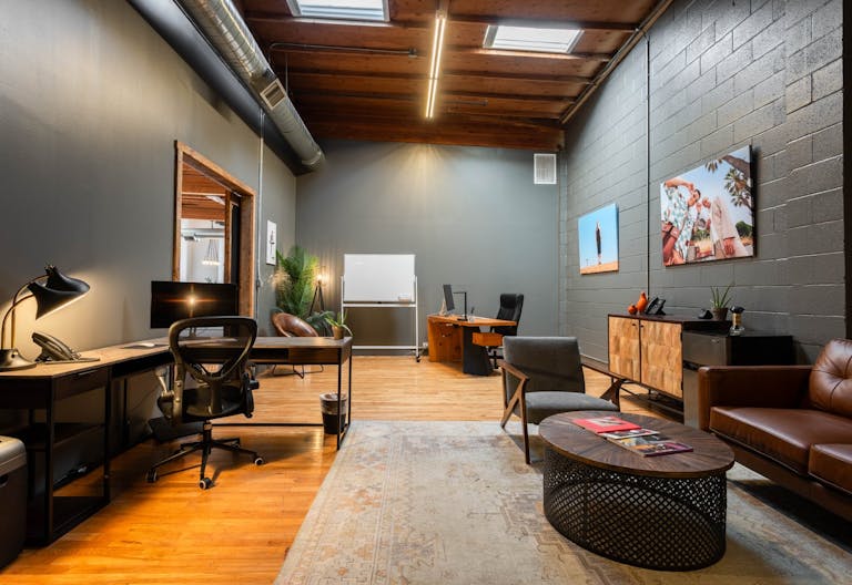 Silver Lake Meeting Space - Photography studio - Image 4