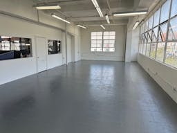 Professional Office Space in South LA - Image 6