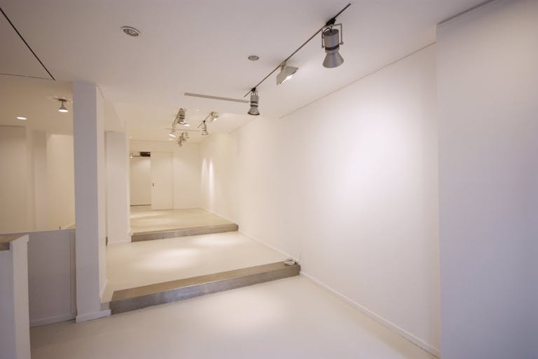 Charmante boutique au coeur du Marais - Image 1