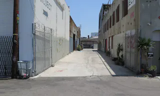 Unique Space in the Arts District - Image 6
