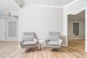 Training Room - Seats 40! Amenities! - Image 6