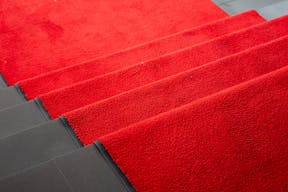 Elegant Retail Space at Historic Hotel Bristol - Image 37