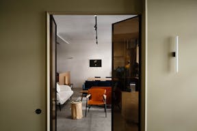 Showroom design lumineux et calme en plein Paris 11 - Image 1