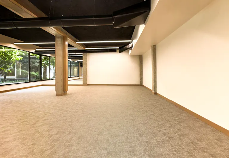 Showroom au coeur Marais - Image 2