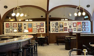 Vntage downtown cocktail bar on the ground floor of the historic Woolworth Building - Image 7