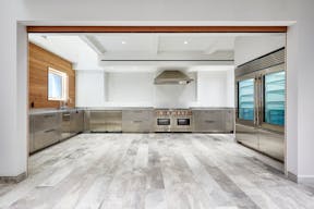 Flexible Showroom in East Village - Image 23