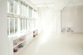 Modern Loft Showroom in Midtown - Image 4