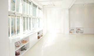 Modern Loft Showroom in Midtown - Image 4