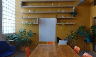 Beautiful Artistic Loft Space - Coworking - Image 3