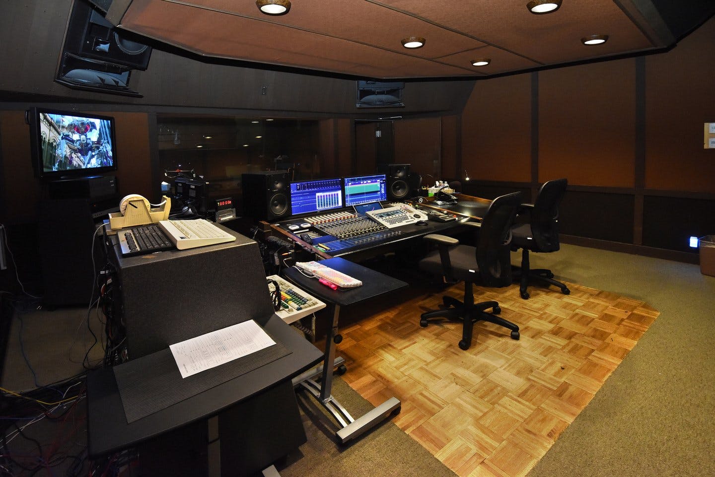 Large Industrial Creative Space on Melrose Avenue