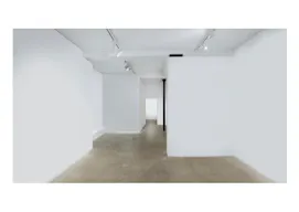 Un espace pop-up parfait pour les fashion weeks dans le quartier du marais à Paris.  - Image 0