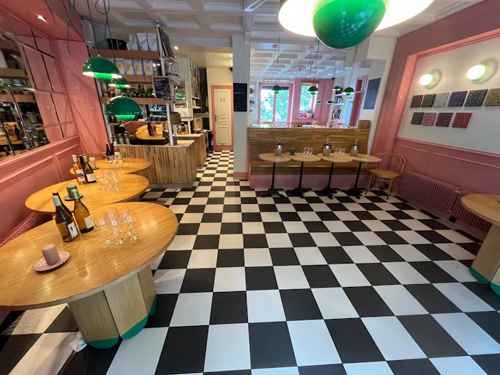 Espace Pop-up au pied du Sacre cœur - Image 1