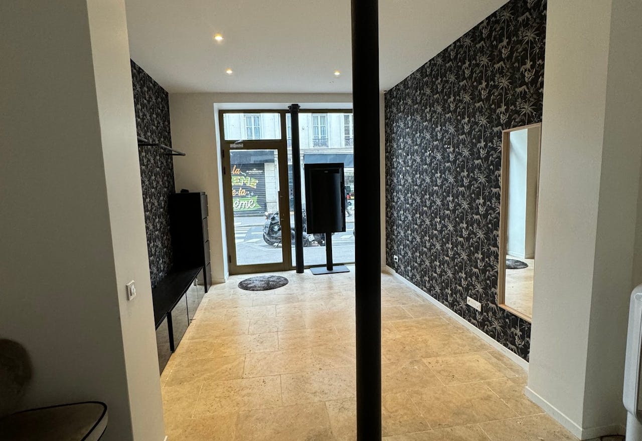 Pop up store Avenue Trudaine - Image 1