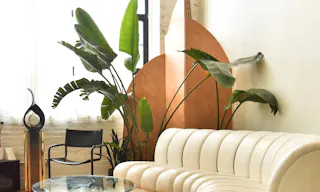 Art Deco Light & Airy Homey Loft - Image 7