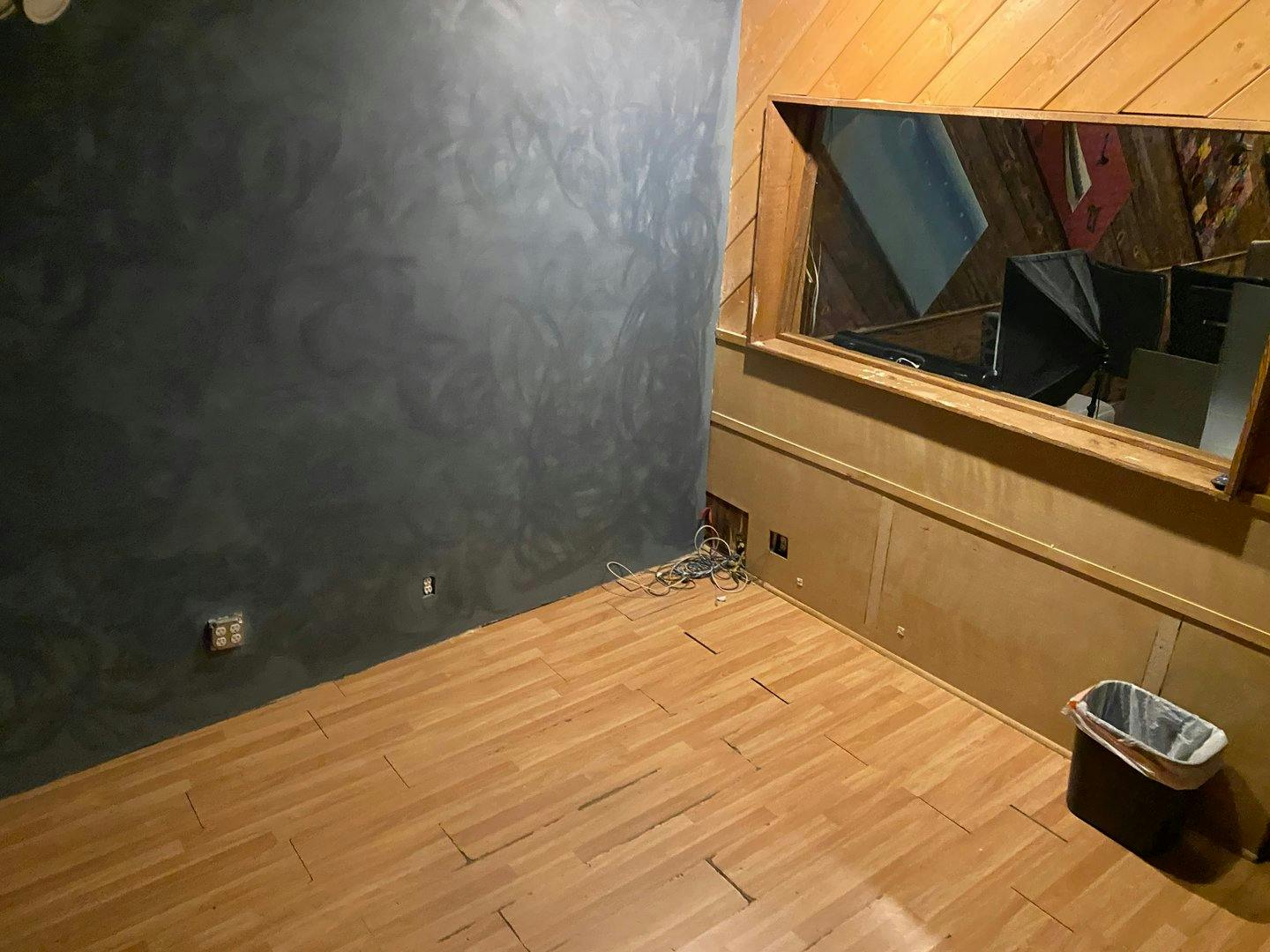 Multi-Purpose Acting and Recording Studio in Los Angeles