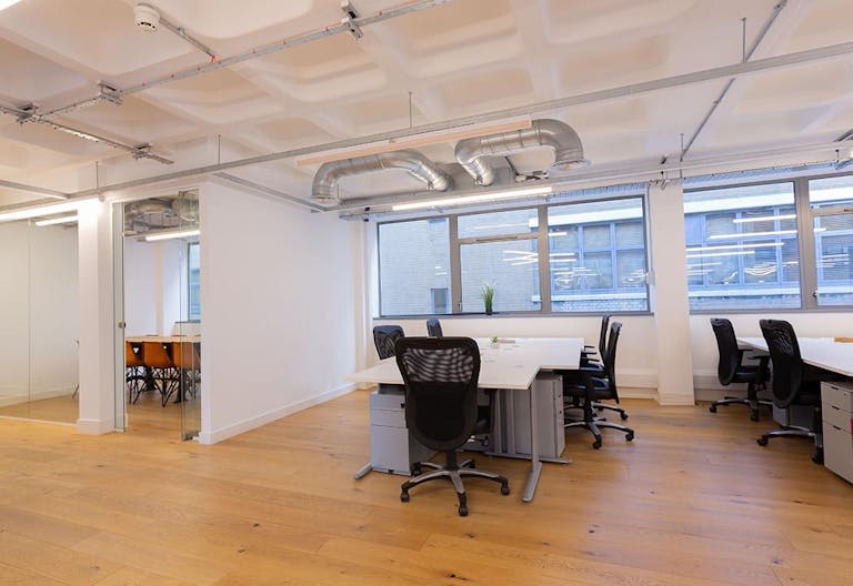 A retro building with private serviced offices - Image 4