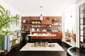 Sophisticated Boutique in the SoPi neighborhood - Image 1