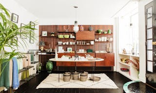 Sophisticated Boutique in the SoPi neighborhood - Image 1