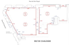Rue de Turenne Corner Pop Up Boutique - Image 17