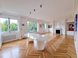 Appartement Parisien Contemporain 'Haussmannien' - Image 2